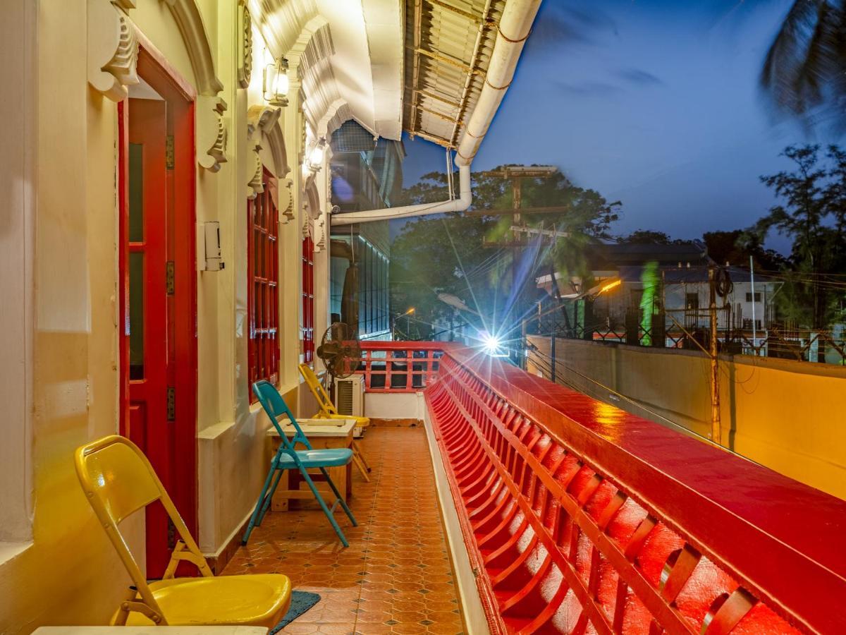 Gostops Lite Kochi Buitenkant foto